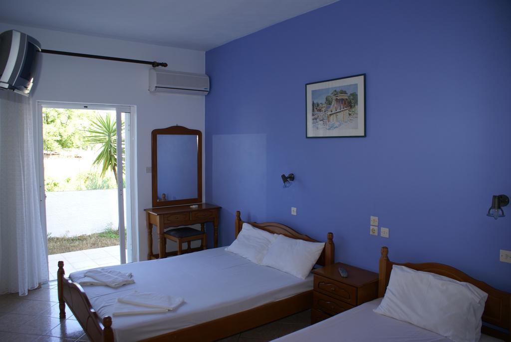 Andrianna Apartments Ammoudia Room photo
